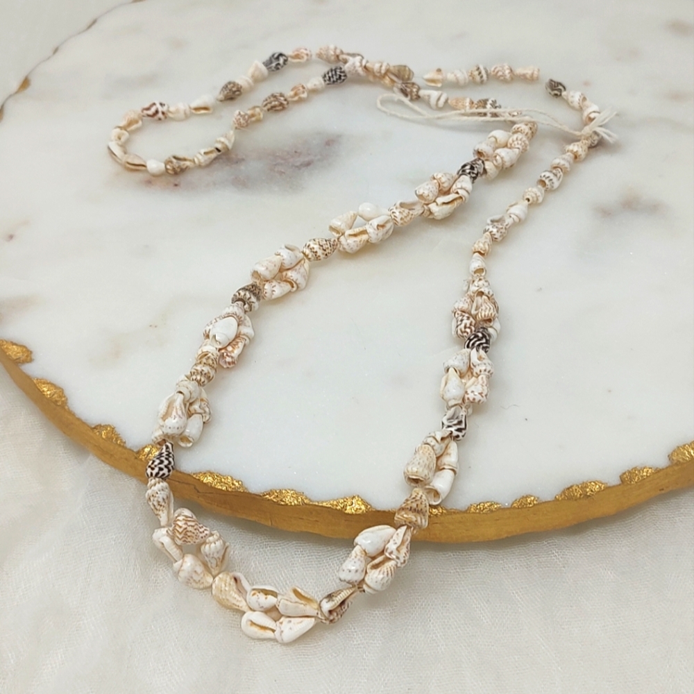 Long Shell Necklace in Cream and Brown